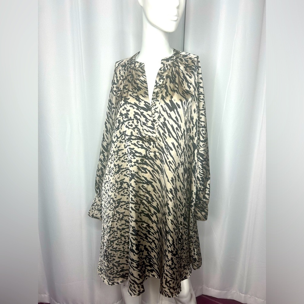 H&M Animal Print shirt dress